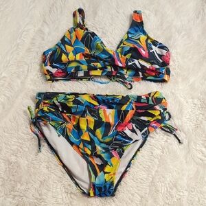 NWOT! Bold Floral Colorful Womans Bikini Set